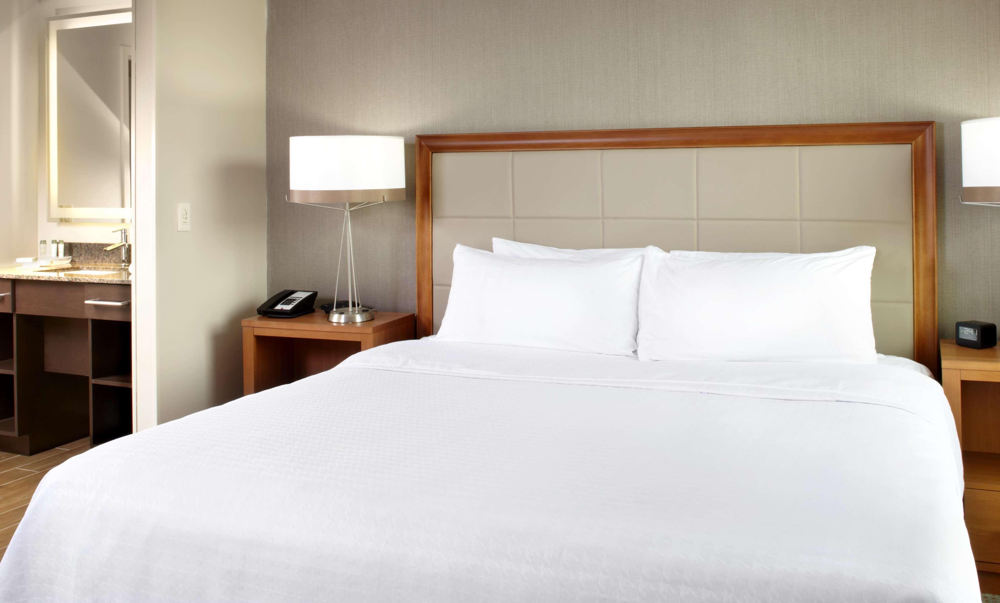 Homewood Suites By Hilton Pittsburgh Airport/Robinson Mall Area Moon Township Exterior photo